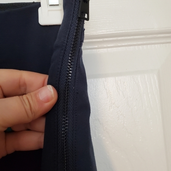 EVERLANE Skinny Navy Stretch Trousers with Side Zipper - Picture 5 of 12